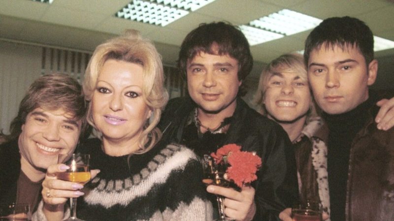 «Он отбил у меня даму!»: как солист «На-На» Владимир Асимов 7 лет скрывал жену и сына от Бари Алибасова