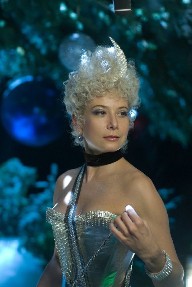 «Он меня называет Пятачок»: как 52-летняя Юлия Высоцкая покорила Андрея Кончаловского и пережила страшную трагедию