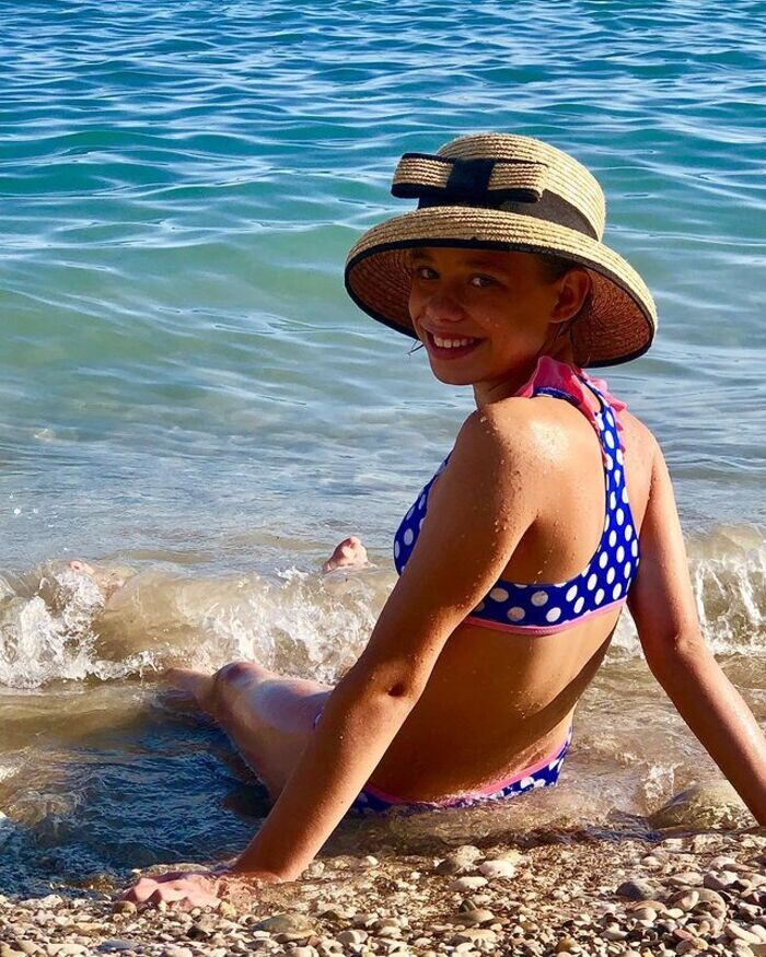 «Он никогда не женится»: как сложилась судьба женщины, родившей дочь Константину Эрнсту до брака