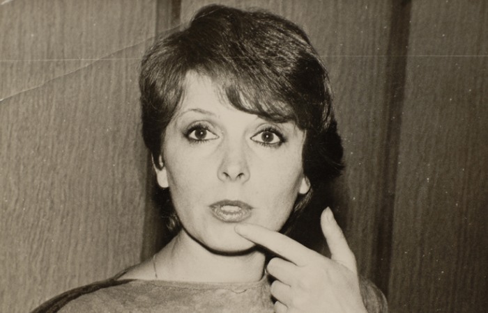 «Он умер из-за тебя!»: как потеря мужа, онкология и страшные слова дочери надломили Клару Новикову