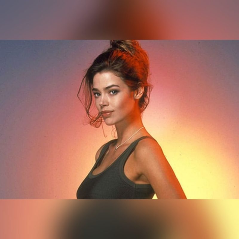 «Она побрилась налысо!»: что стало с поп-принцессой и другими дивами 90-х, покорившими мир?