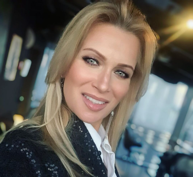 «Он водитель, но очень богатый»: как Олеся Судзиловская после расставания с актером обрела счастье с миллионером и родила двоих сыновей?