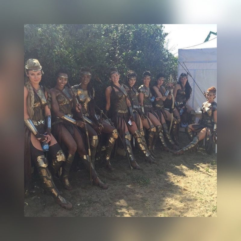 «Он обнимал дракона!»: чем на самом деле занимаются Джокер и Гарри Поттер за кадром?