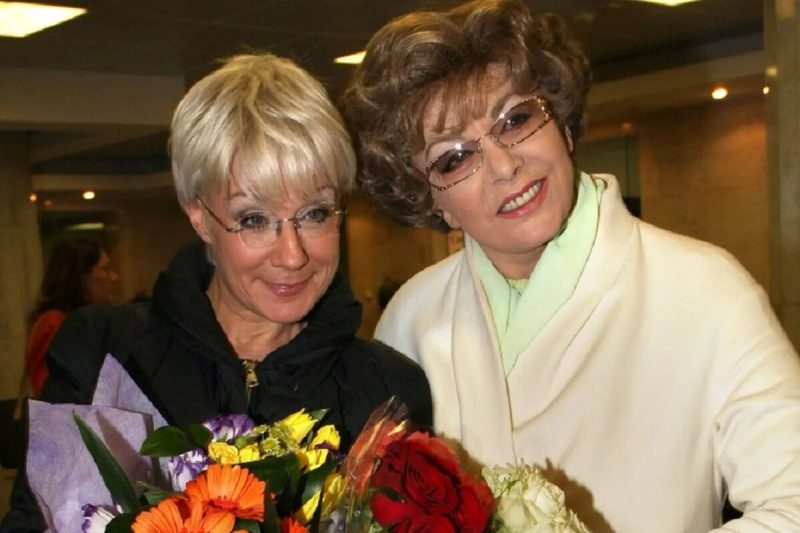 «Он наркоман в огромной ремиссии»: как живет 88-летняя Эдита Пьеха и чем шокирует её дочь Илона Броневицкая