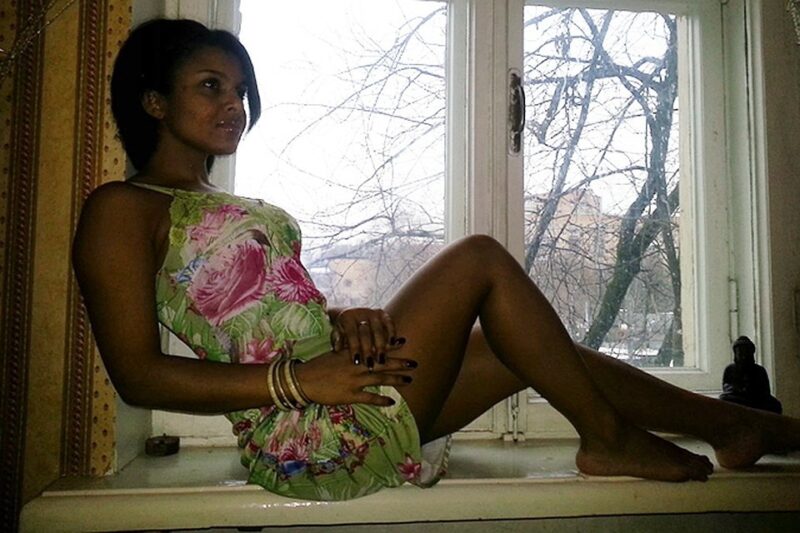 «50 рублей и никаких документов»: почему единственная дочь Понаровской Анастасия, которую певица забрала из детдома, так и не стала ей родной