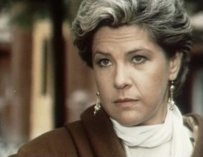 «Я для неё была никем»: как дочь Татьяны Догилевой в 13 лет похудела до 40 кг и отказалась от звёздной фамилии