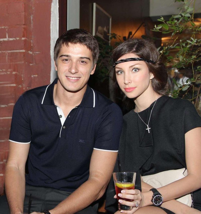 «Безжизненная кукла»: как жена Станислава Бондаренко изменилась до неузнаваемости после пластики, и что об этом думают поклонники