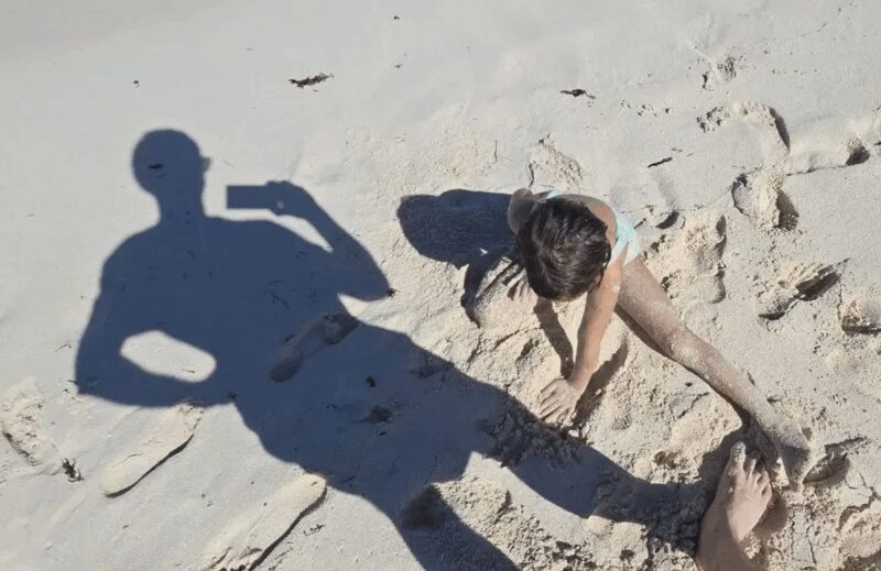 «Моя гордость и нежность!»: Данила Козловский показал редкие кадры с дочерью от Ольги Зуевой