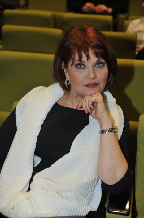 «Грешен, но семью не брошу»: сколько женщин было у Янковского за 41 год единственного брака