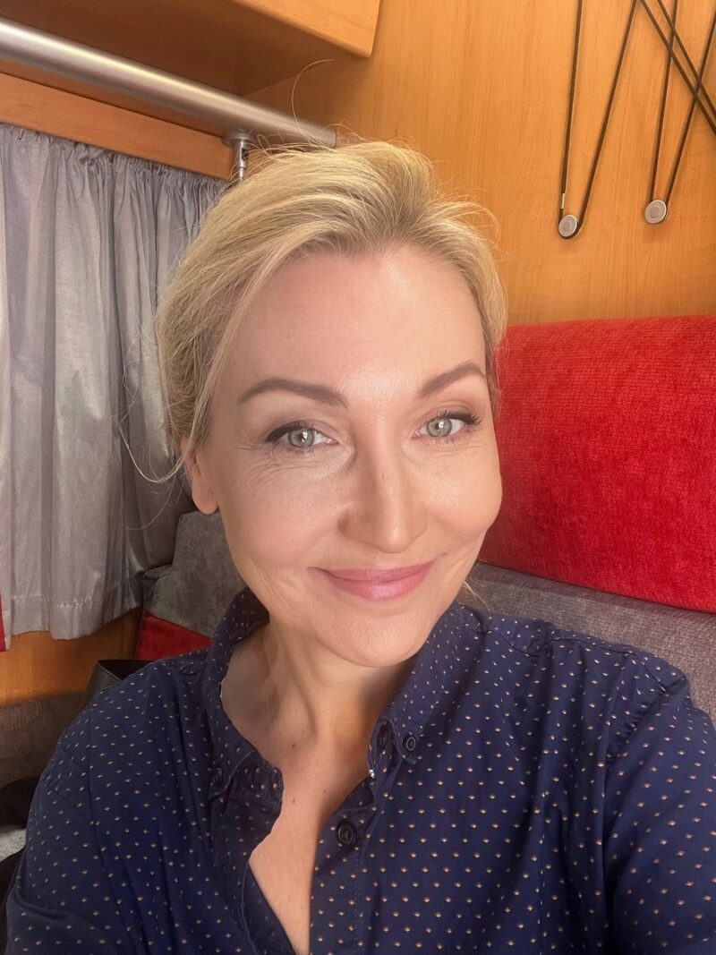 «Мне хотелось быть актрисой, а не пародисткой»: как 55-летняя Светлана Галка усыновила 5-летнего сына и обрела себя без брака