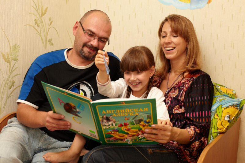 «Позорище полное!»: как звезда «Ворониных» Мария Ильюхина в 22 года пережила предательства и стала мамой