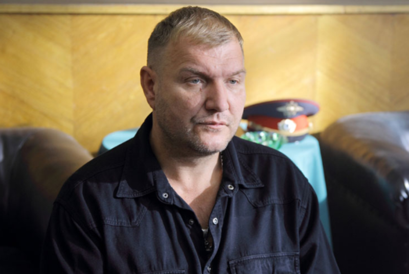 «Её застал с другим»: что стало с первой женой 54-летнего Дмитрия Быковского и его дочерью от второго брака