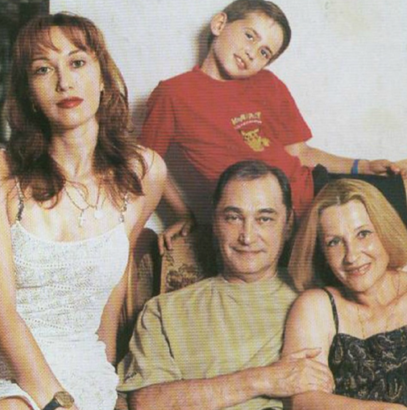 «Тяжело было только первые сорок лет»: как Ихтиандр Коренев пронес любовь к одной женщине через 60 лет брака и осаду фанаток