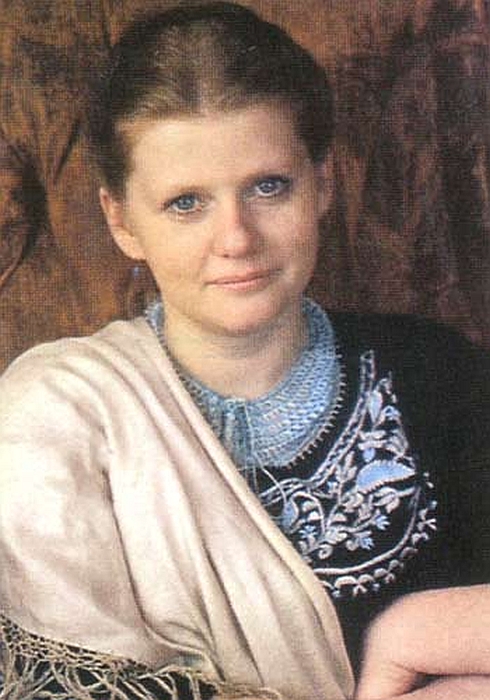 «Нельзя не терпеть и не жалеть»: какие 4 правила помогли Ирине Муравьёвой из «Москва слезам не верит» прожить с мужем 40 лет