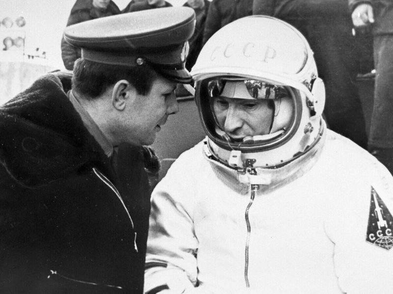 «Мы считали, что экипаж погиб» : как выжили Леонов и Беляев после 7 смертельных опасностей в космосе и трех суток в тайге