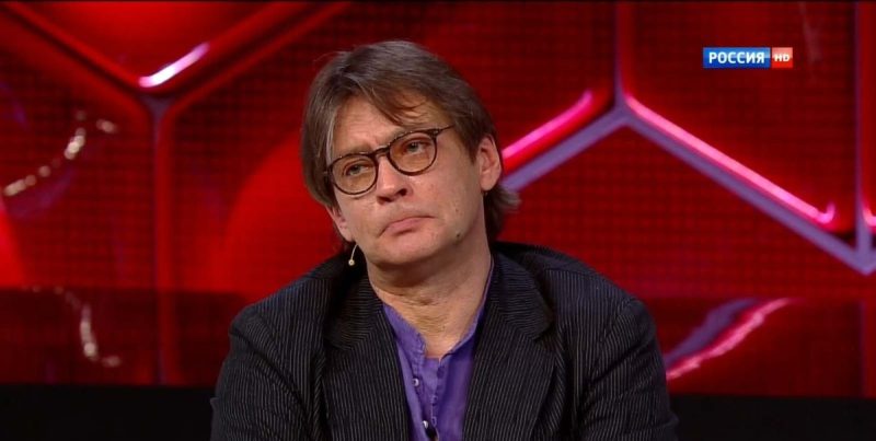 «Мне и самому нужно содержать дом!»: почему Александр Домогаров бросил умирающую 32-летнюю возлюбленную?