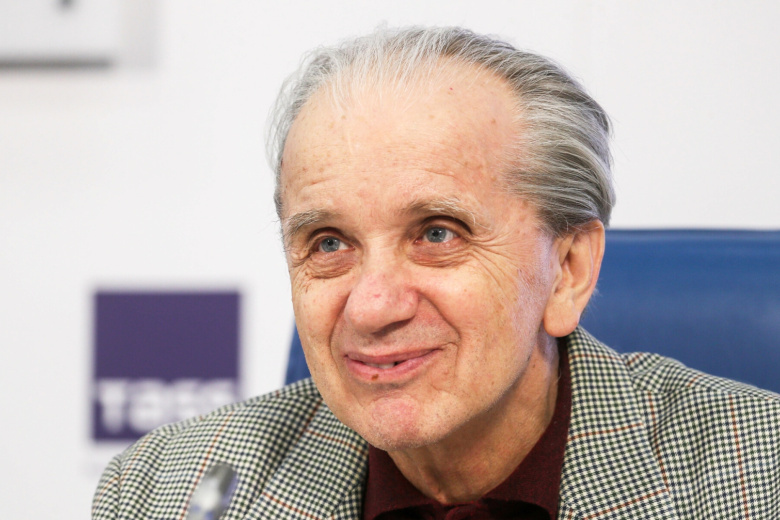 «Роди ребёнка – и тогда иди»: как звезда советского кино пережил уход сына в монастырь, не дождавшись внуков