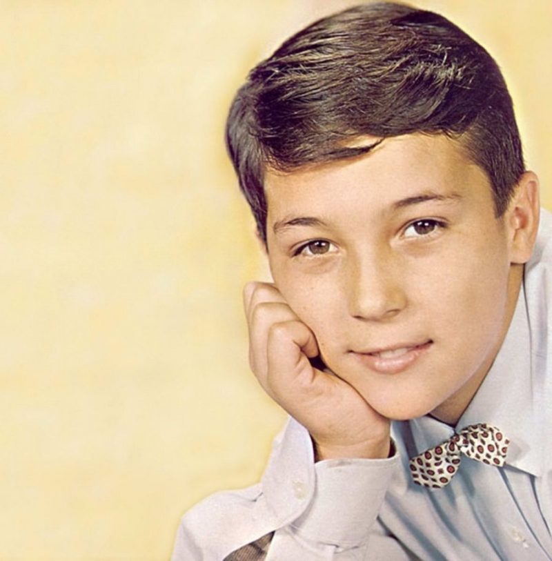 «Его голос, как у ангела» : куда пропал Робертино Лоретти, кумир миллионов, и как он выглядит в 77 лет