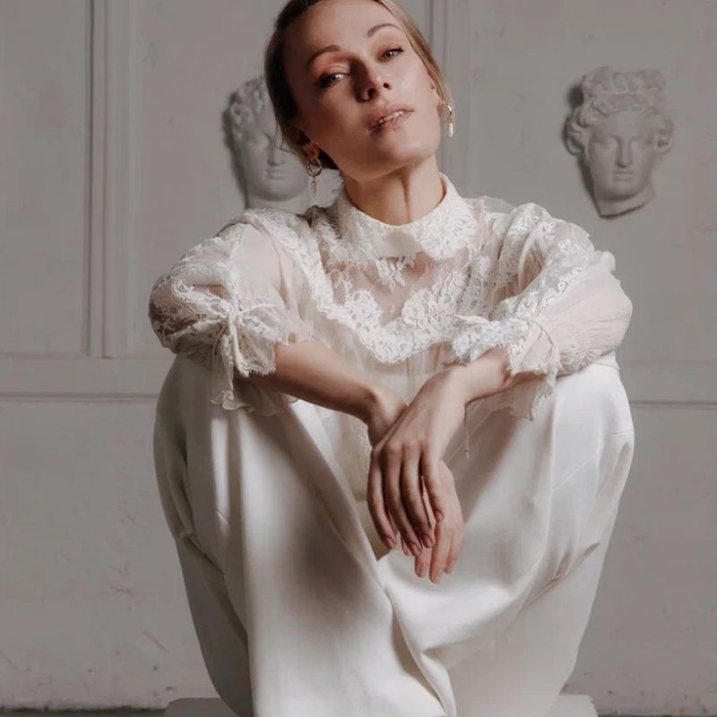 «Не хочу, чтобы мощный ум ушёл в мою профессию»: как сложились судьбы дочерей 45-летней Ольги Ломоносовой?