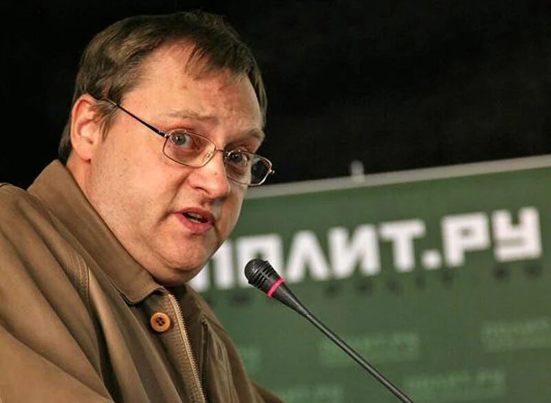 Наследники барда: почему дети Высоцкого бегут от его славы?