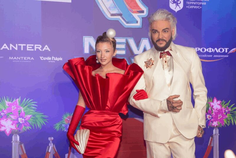 «Я для него идеальный проект»: как 28-летняя Марго Овсянникова стала «новой игрушкой» 56-летнего Филиппа Киркорова и чем это закончится?