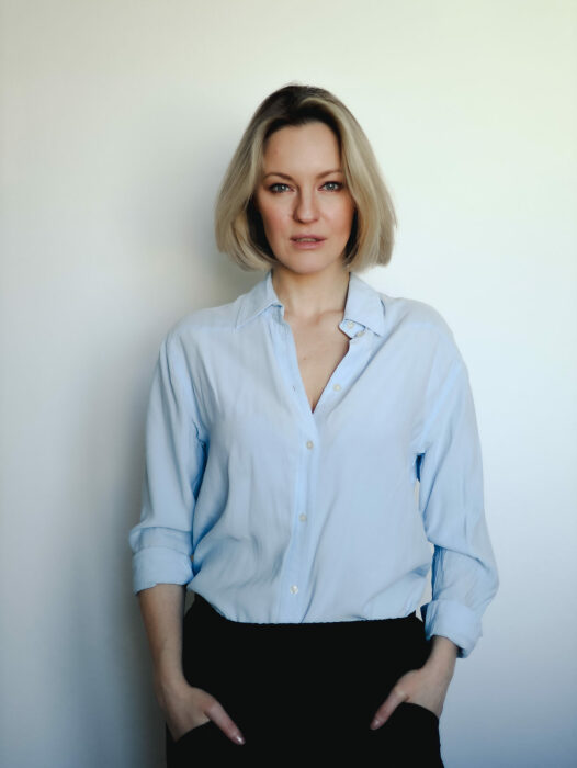 Рыдала в свой день рождения: как "фея" из ресторана Яна Крайнова покорила Москву и нашла любовь в 39