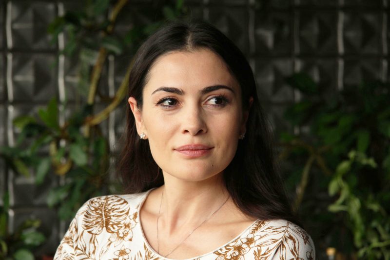 «Ему не хватало одиночества»: почему актриса Виктория Полторак разорвала два официальных брака и два гражданских?