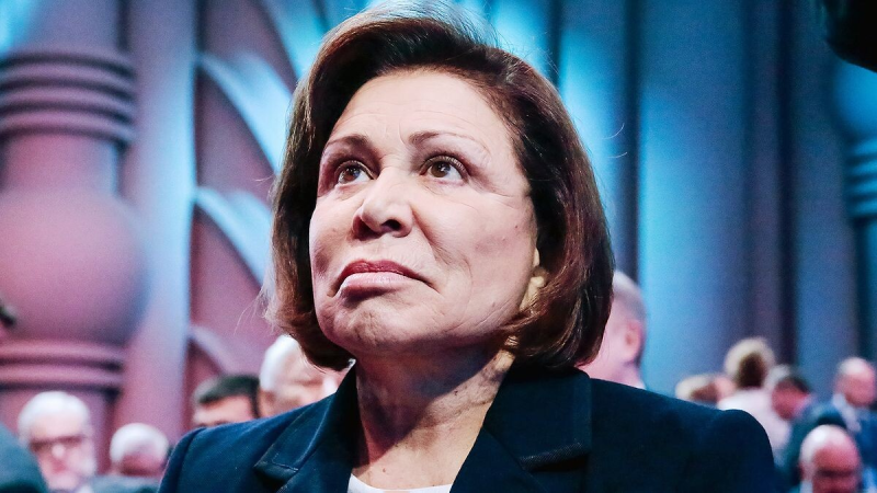 «Пенсия — не зарплата»: как живет 76-летняя Ирина Роднина, призывающая россиян не ждать помощи от государства?