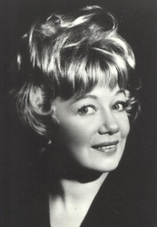 «Не больше двух»: 66 лет брака, где один стал глазами для другого