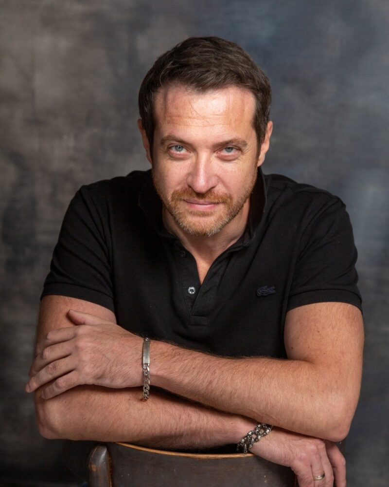 «Он не справился бы с материнством»: как трагически оборвалась жизнь первой жены Кирилла Сафонова, и чем живёт дочь актера в США