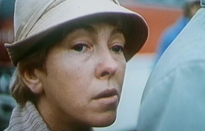 Почему 86-летняя "бабушка из Папиных дочек" прописала киргизку вместо правнуков?