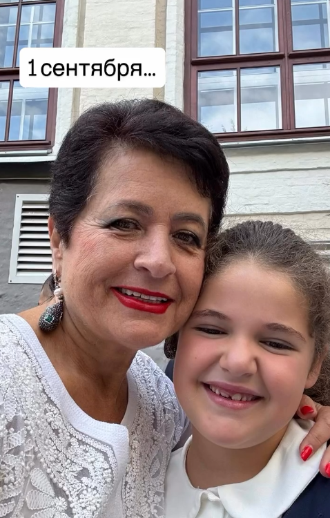 «Повезло встретить достойную женщину»: почему 85-летний Виторган и 62-летняя Млодик стали изгоями в Сети?