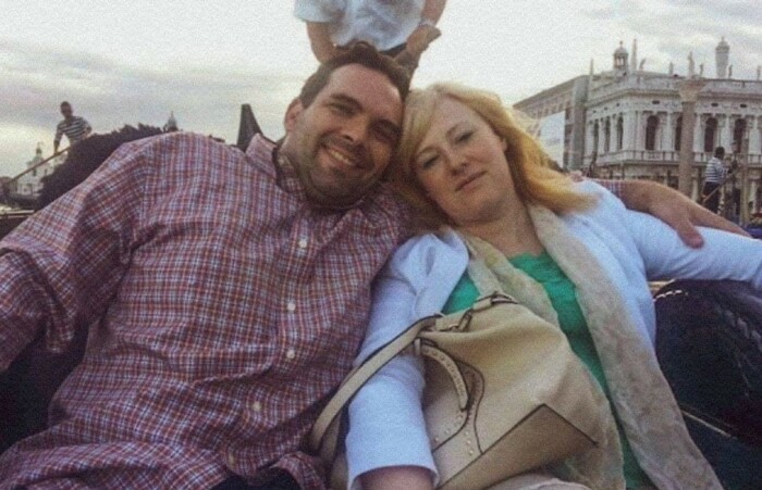 Удочерили ребёнка, а она оказалась взрослой женщиной: невероятная история