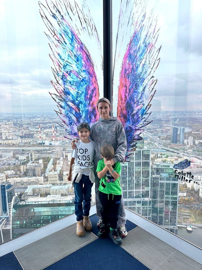 «Я не понимала, кто я вне спорта»: как материнство изменило жизнь фигуристки Татьяны Волосожар, родившей троих детей до 35 лет