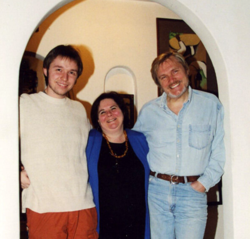 «Ей не нужно было ничего делать, чтобы сломать карьеру»: как бегство из СССР обернулось для 73-летнего Олега Видова семейной драмой