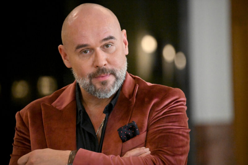 Аверин: русский Джим Керри, миллионы и детская травма