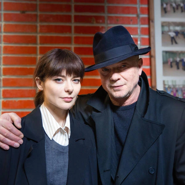 «Обезьяна, но женщины его любят»: как артист Смоляков из-за газетной строчки не стал врачом и 20 лет ждал счастья