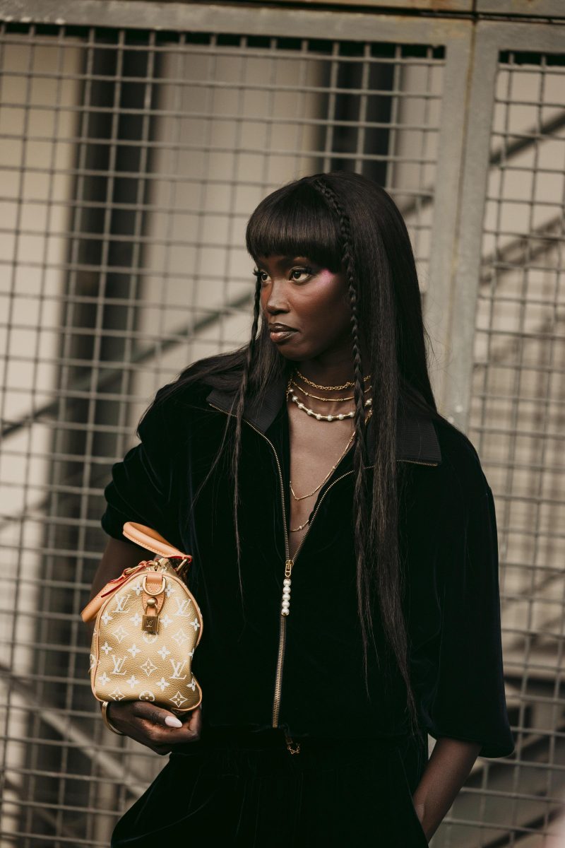 Ее красоту не отличить от созданной нейросетью, но она реальна: как Анок Яй стала супермоделью  2025 года