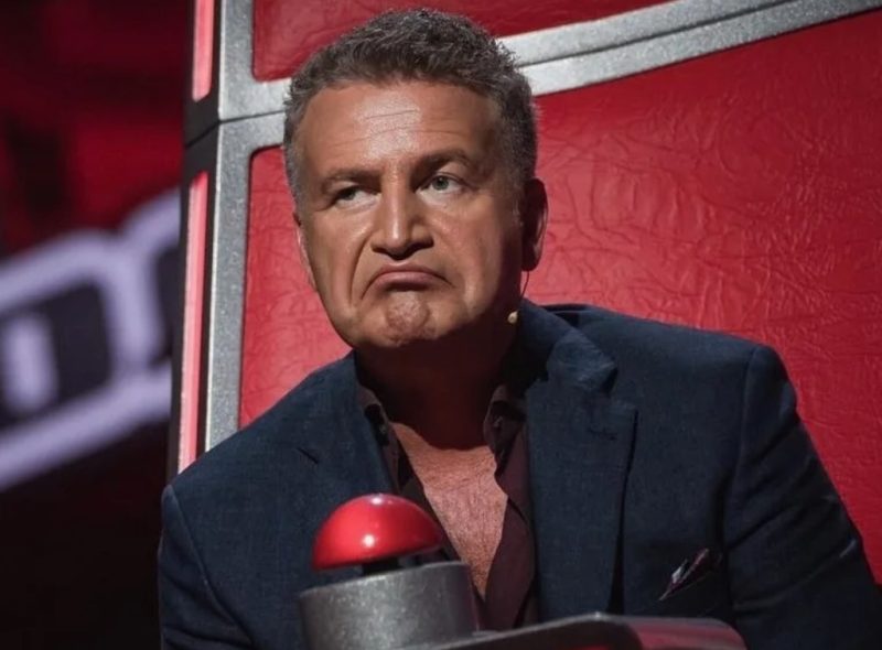 «Это настоящий кайф, а не ирония»: почему 90-е снова в тренде у зумеров и кто из звёзд собирает полные залы?