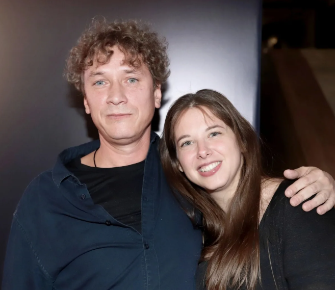 «Он изменил ей с молоденькой»: Почему знаменитая актриса бросила Александра Яценко ради коллеги, а его брак с гримершей рухнул?