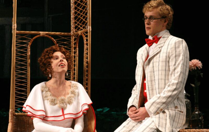 «Не верили в их брак» : как изменилась жизнь 35-летнего Алексея Красноцветова после развода с женой, которая старше на 14 лет