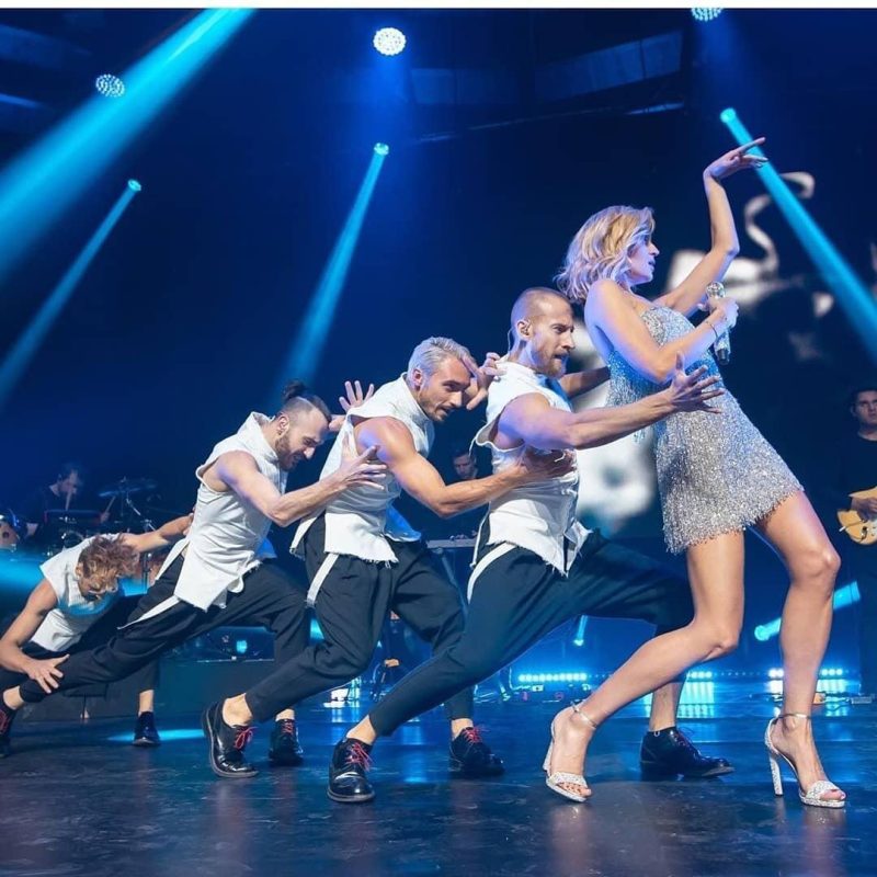 «Гонорар за 4 песни — 23 млн»: почему два брака Полины Гагариной распались, и кто теперь живёт в её особняке за 500 млн?