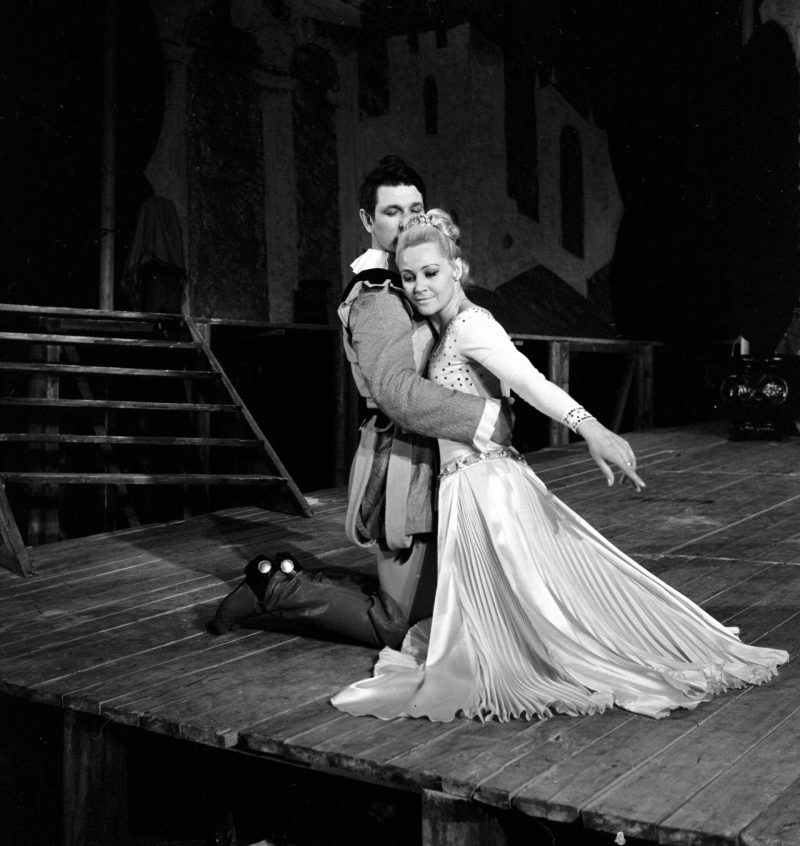 Лишённая роли, но не судьбы: как Конюхова отказала зятю Хрущёва