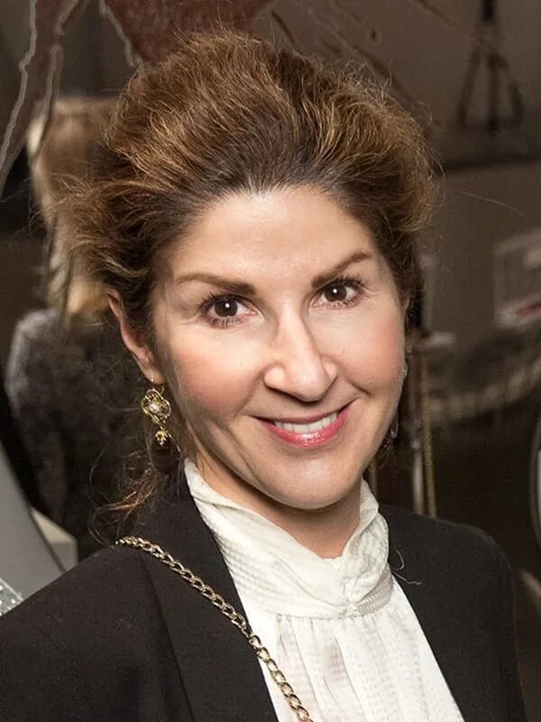 «Он никогда не женится»: как сложилась судьба женщины, родившей дочь Константину Эрнсту до брака