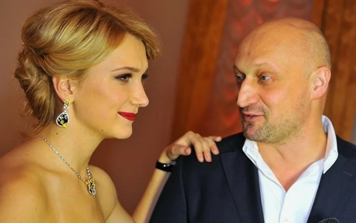 «Дурак! Кто же о таком рассказывает!»: почему Мария Порошина после пяти детей осталась одна, но не сломалась