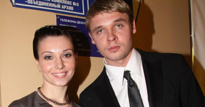 «Боже, пусть я перестану так сильно любить его!»: как Александра Урсуляк нашла счастье после предательства мужа и какими выросли её дочери