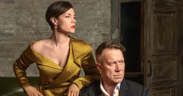 «Полюбил другую»: 56-летний актер оставил жену с двумя сыновьями ради дочери «Антибиотика»