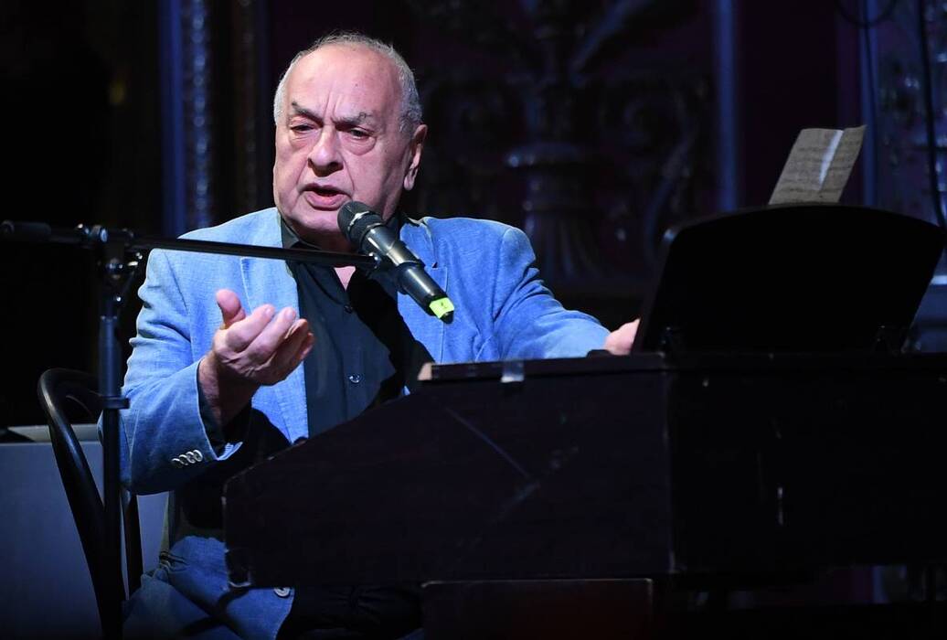 4628da1cd7e5fc41acdd8a90d4457762-3