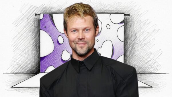 «У меня по сценарию лавстори — и в жизни тоже»: Даниил Воробьев признался, как договаривается с гражданской женой о романах на съемочной площадке