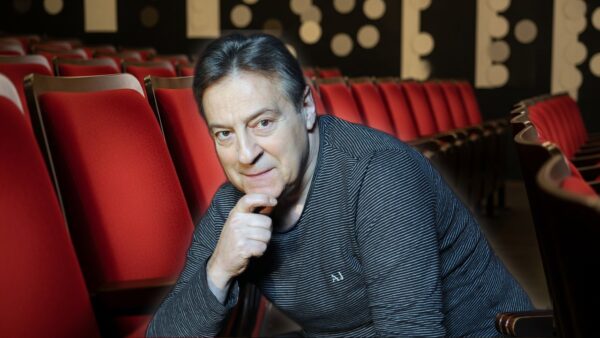 «Его нигде не брали»: 80-летний Геннадий Хазанов о жестокой правде жизни, тайне отца и конфликте со Жванецким